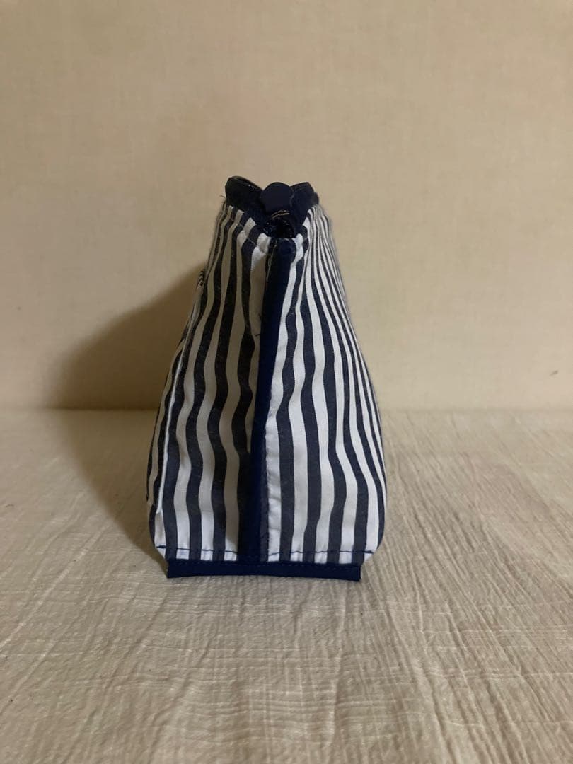 コーヒーぱん　サムシング　舟形ポシェット