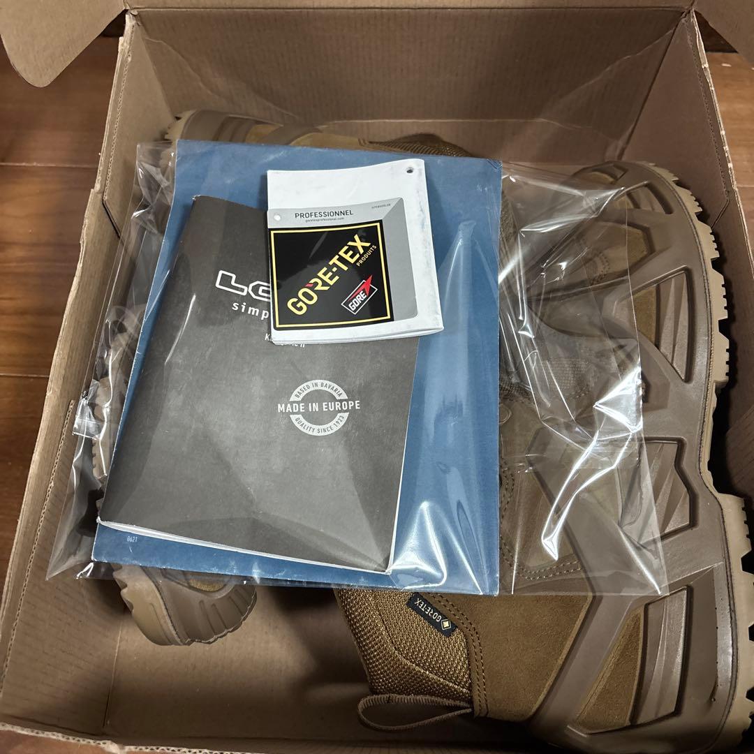 未使用品　米軍　LOWA GORE−TEX ミリタリーブーツ　26cm WIDE