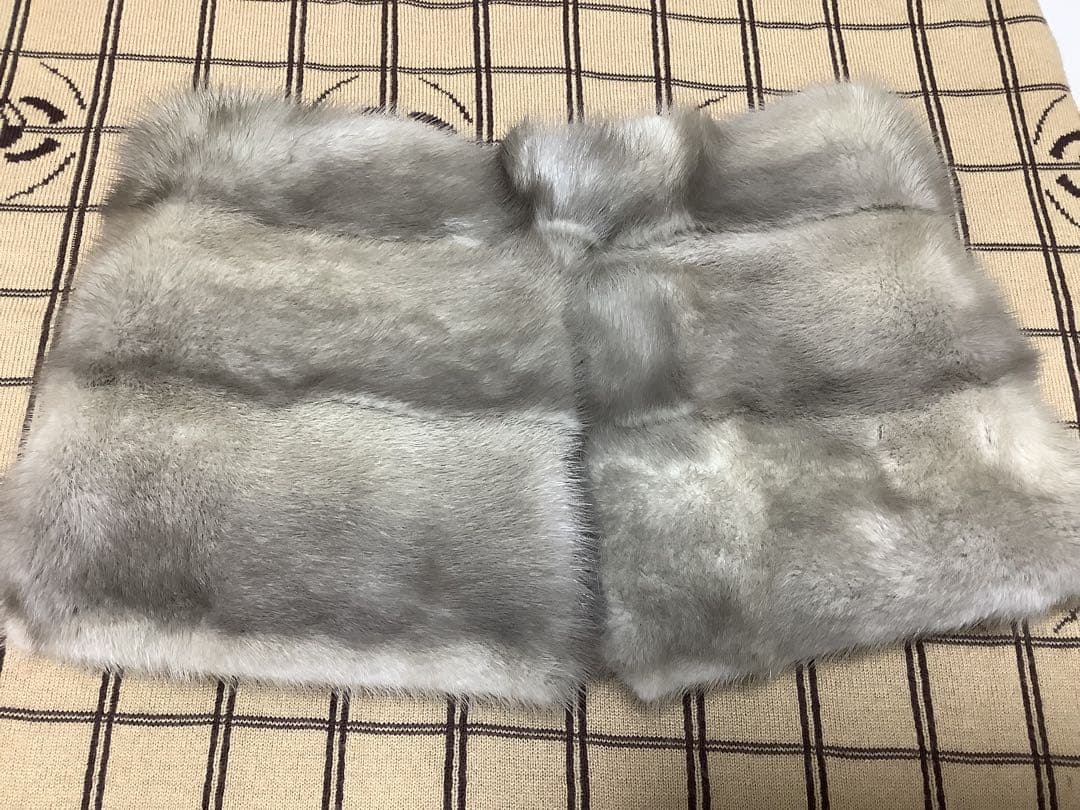 Sale!ハンドメイド♪美しいサファイアミンクのスヌード　スリット　フルスキン