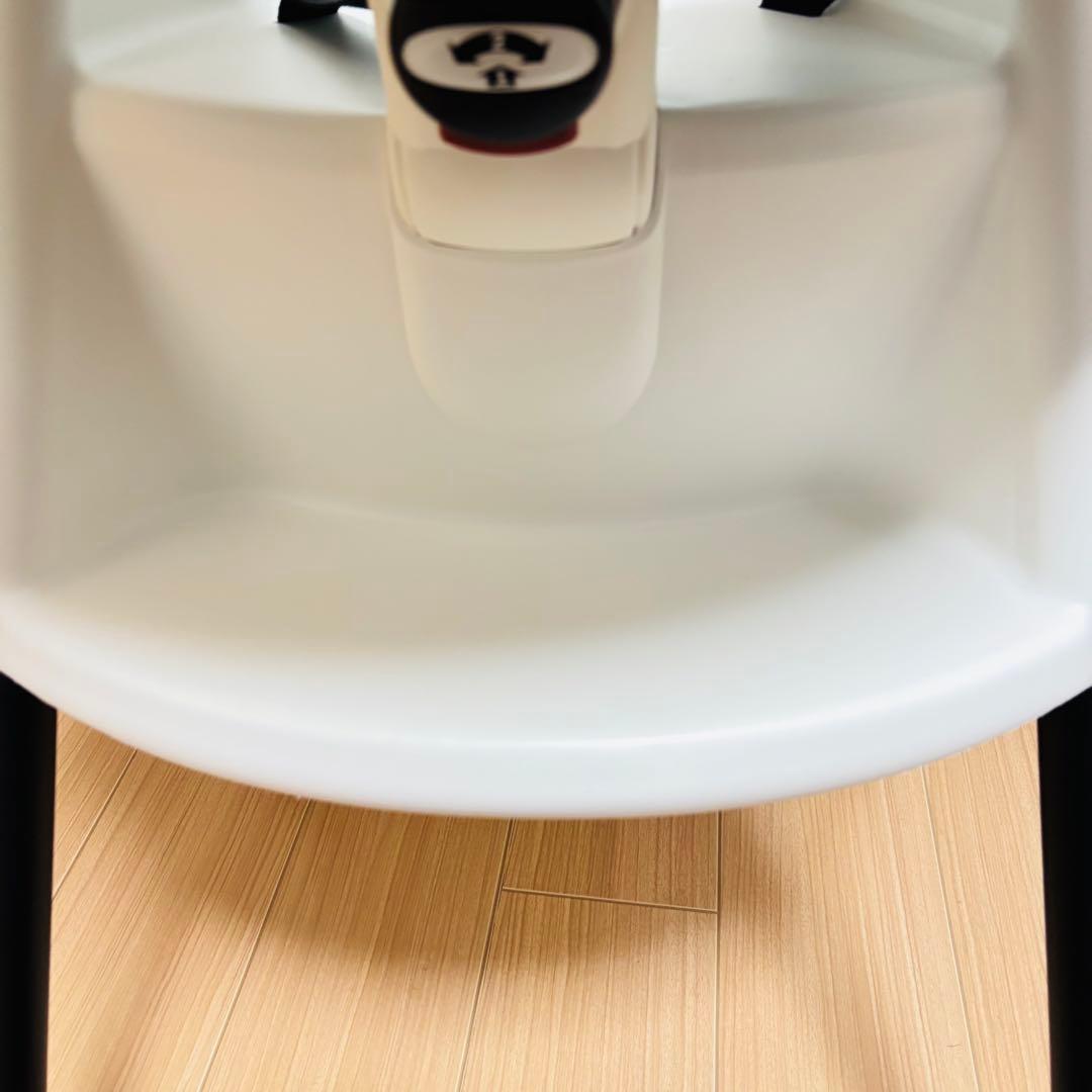 【廃盤品】ベビービョルン BABYBJORN ハイチェア ハーネス付き