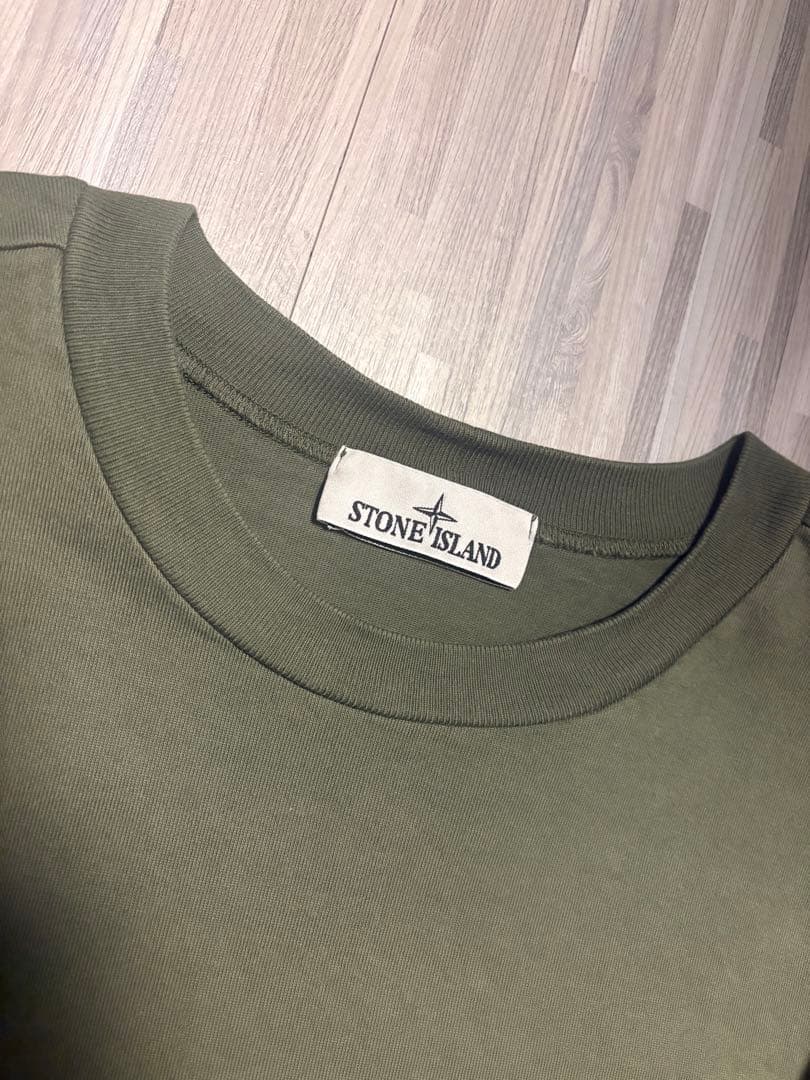 n*i様 美品【STONE 】ストーンアイランド　スウェット厚手ロン