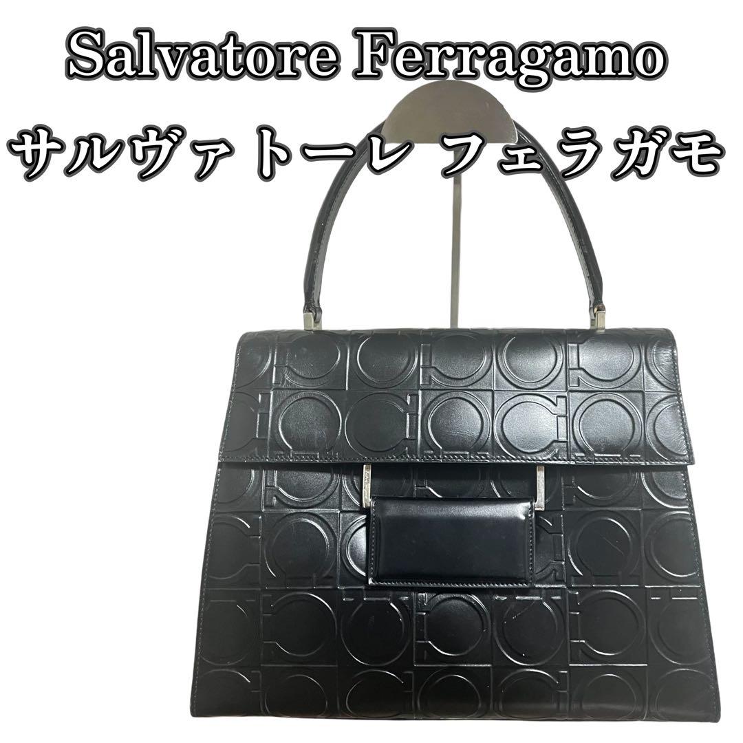 ふー✨ Salvatore Ferragamo ブラックハンドバッグ