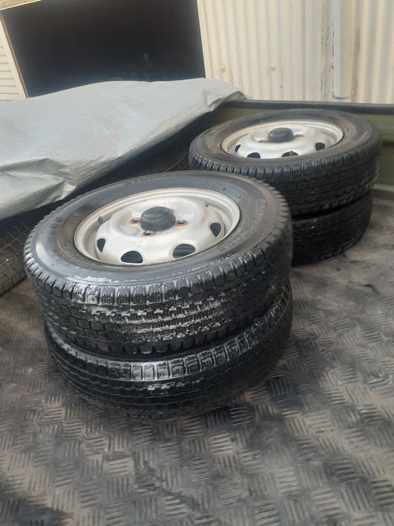 軽トラ ハイゼットトラック ブリジストン スタッドレスタイヤ&ホイール