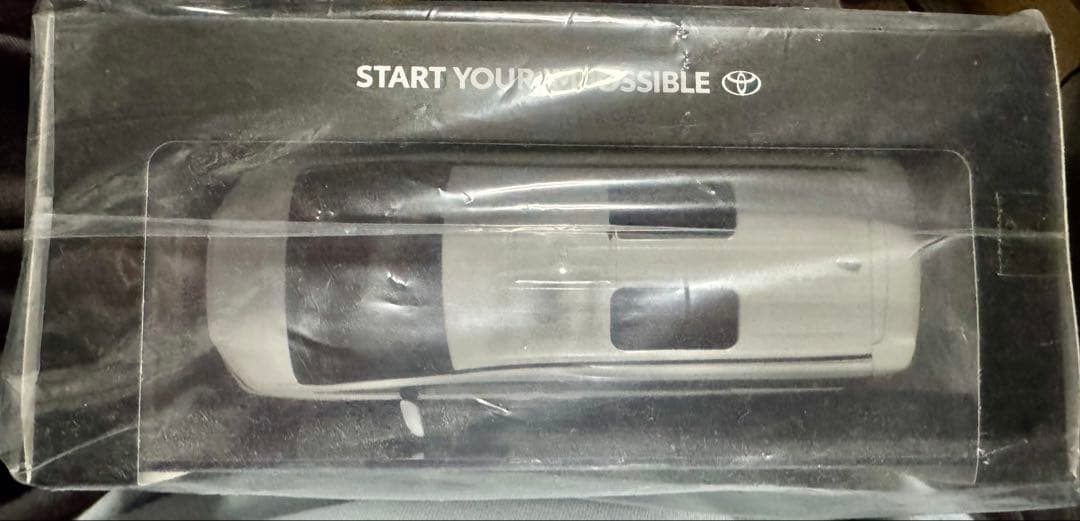 トヨタ1/30ヴェルファイアサンプル089プラチナホワイトパールマイカ新品未開封