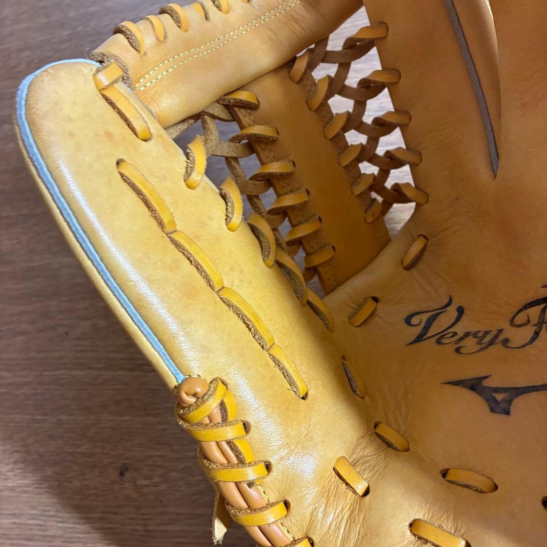 ミズノ ベリフニ 一般軟式 グローブ グラブ 内野手 極美品