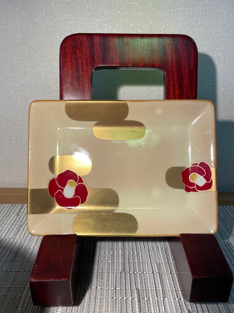 128桑野むつ子 京都御所の花十二ヶ月【3月椿・馬酔木】抹茶椀＆和陶皿 しおり付