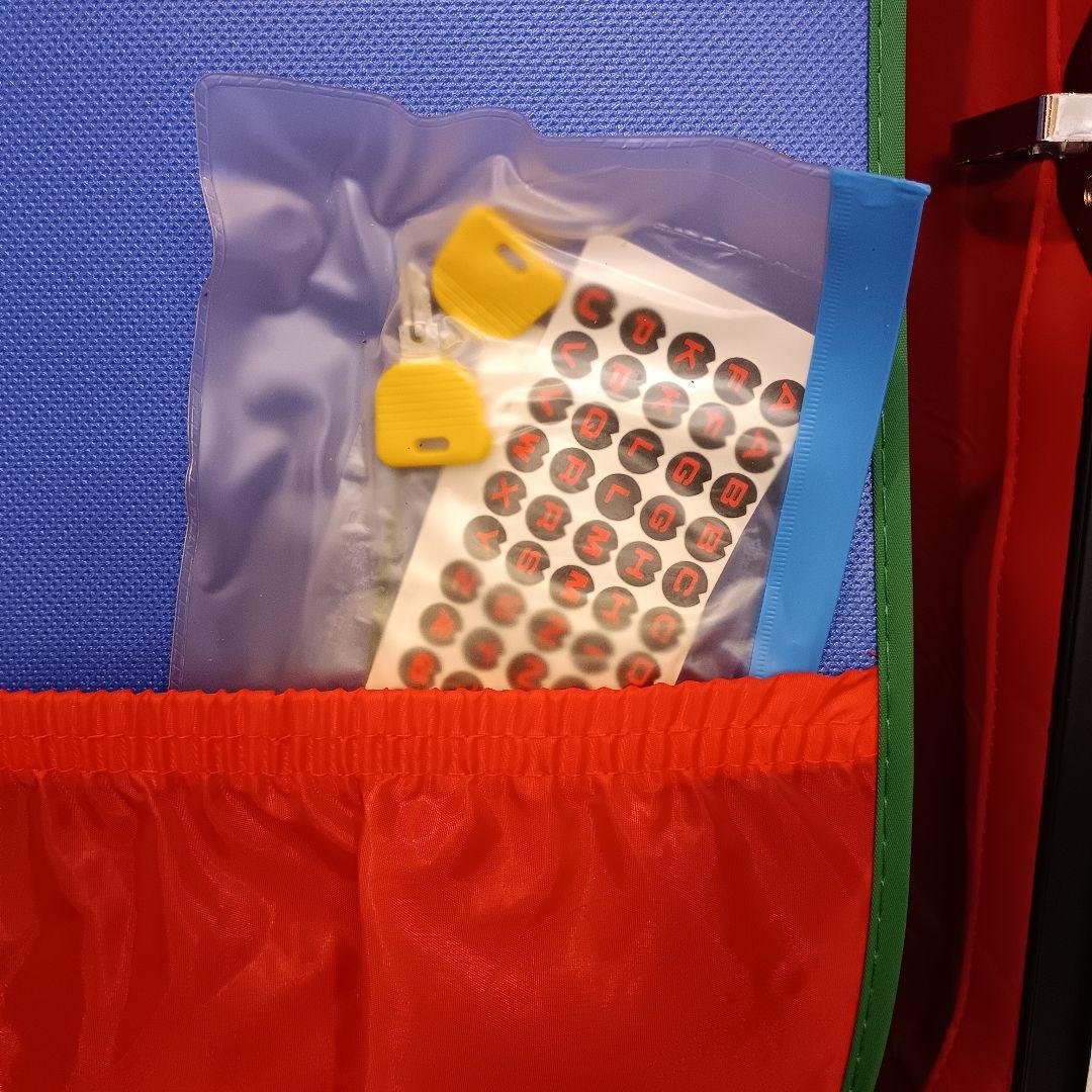 UNITED COLORS OF BENETTONキャリーケース希少-美品、大型