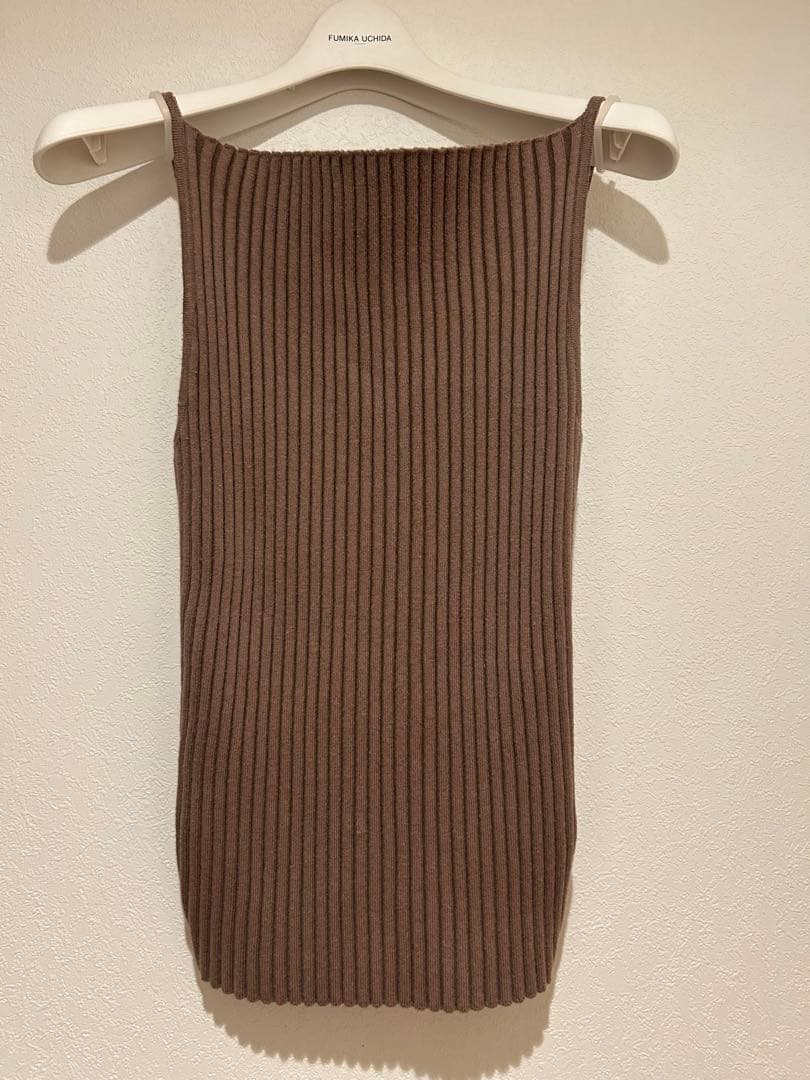 THE SHISHIKUI ニットキャミ　 GREIGE グレイジュ