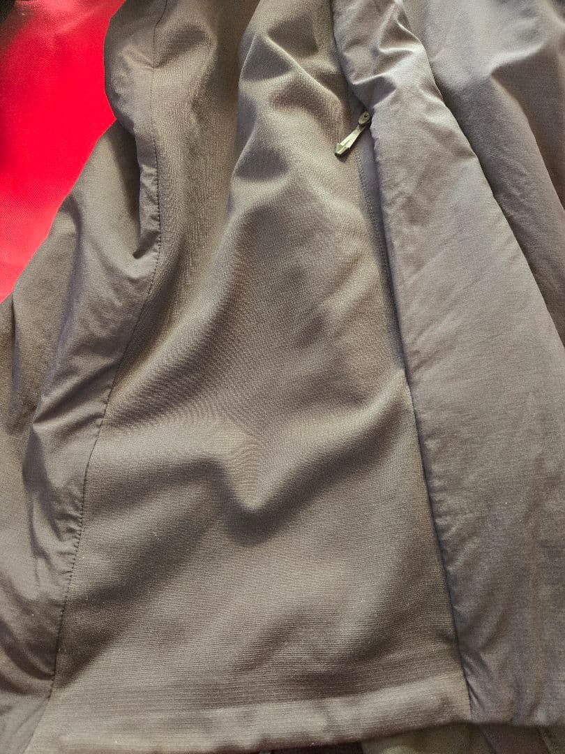 ARC'TERYX ブラック アトム　LT Mサイズ