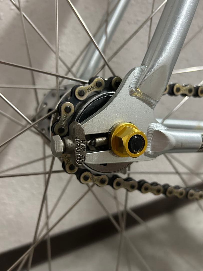 charge bikes plug racer チャージバイクス　プラグレーサー