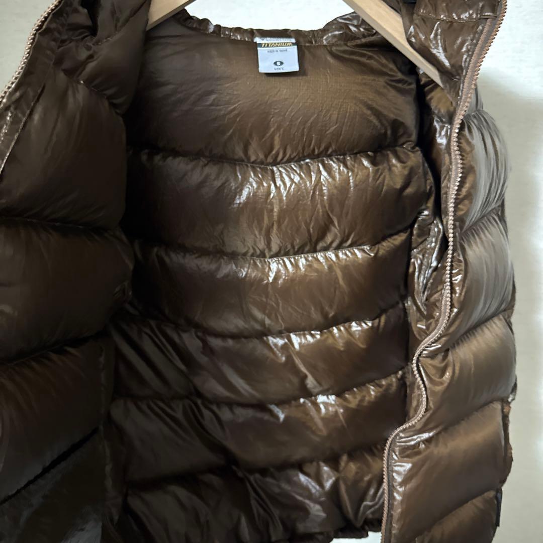 コロンビア　ダウン