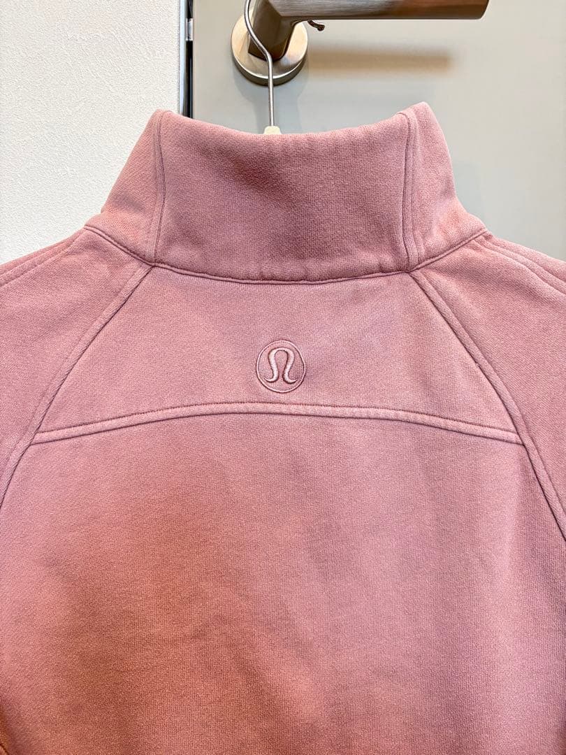 【レア】ルルレモン Scuba 　オーバーサイズ ハーフジップフーディ　ピンク金