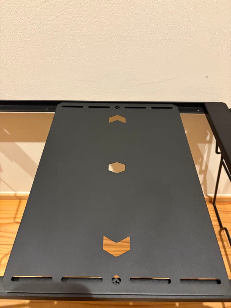 キャンプ用品5点まとめ売り　ソフトコンテナ・ラック・コードユニット・スタンドなど