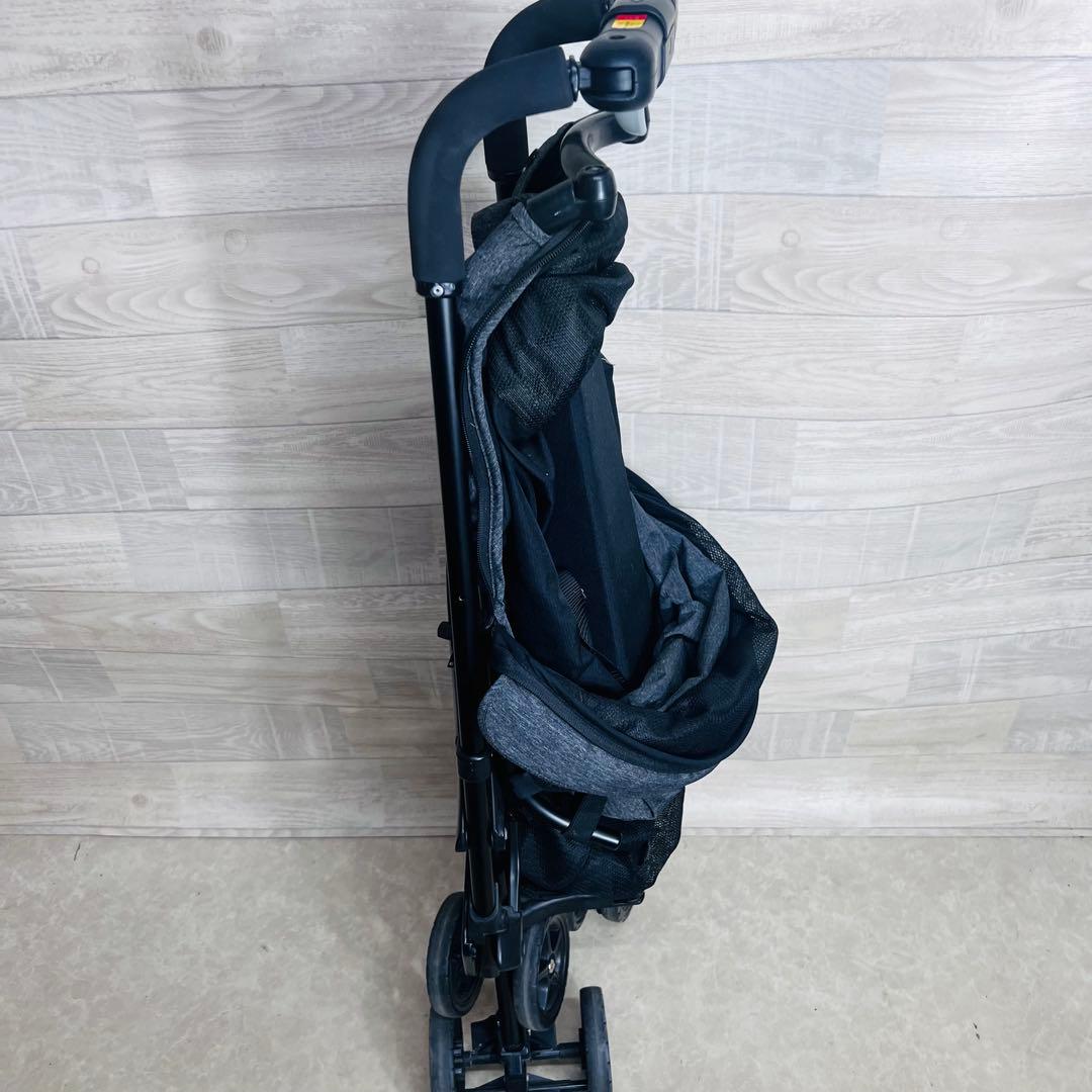 コムペット ミリミリライトα ペットカート 犬用 ブラック