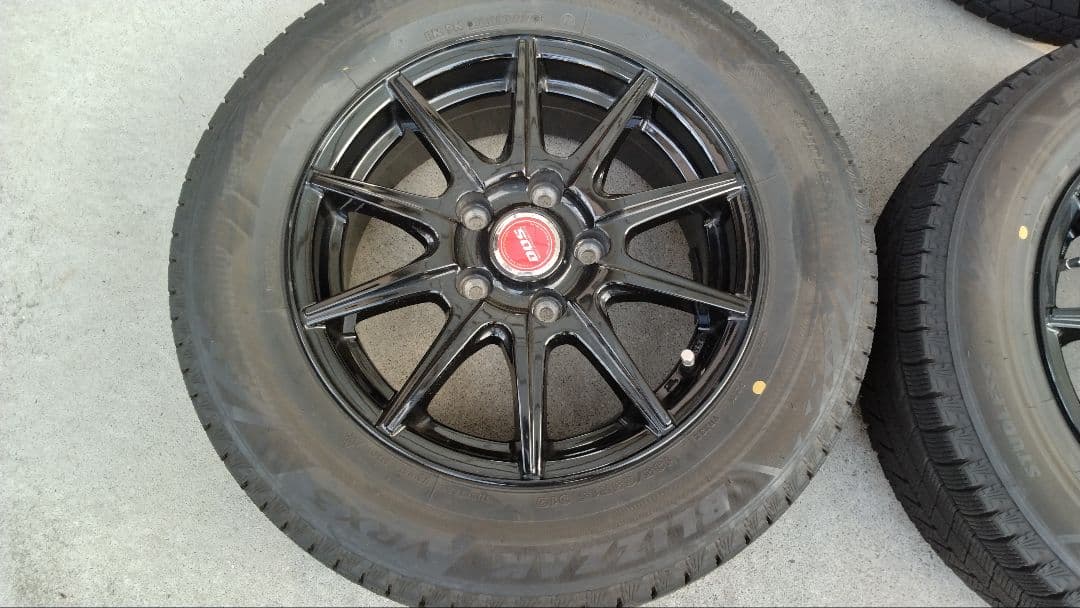 スタッドレスタイヤ/ホイール4本セット VRX3 195/65R15