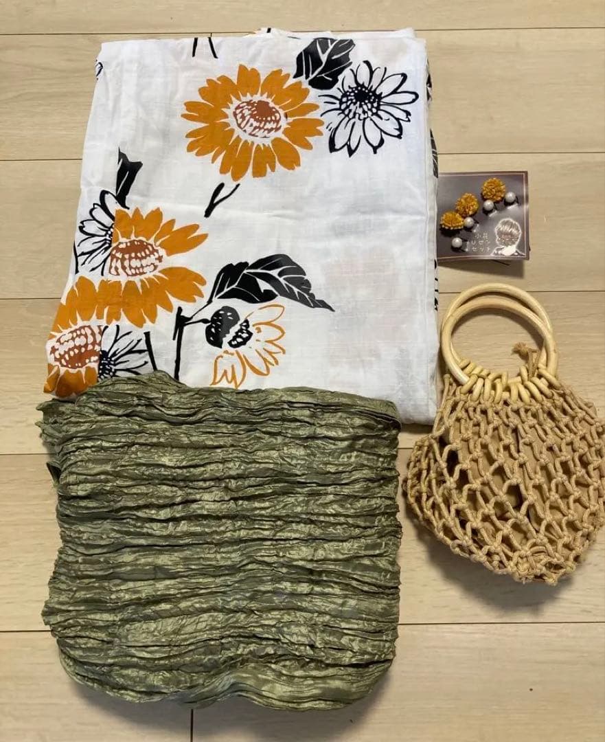 浴衣館グレース　ひまわり柄浴衣・帯・かごバッグ　髪飾りセット 【別売り 不可】