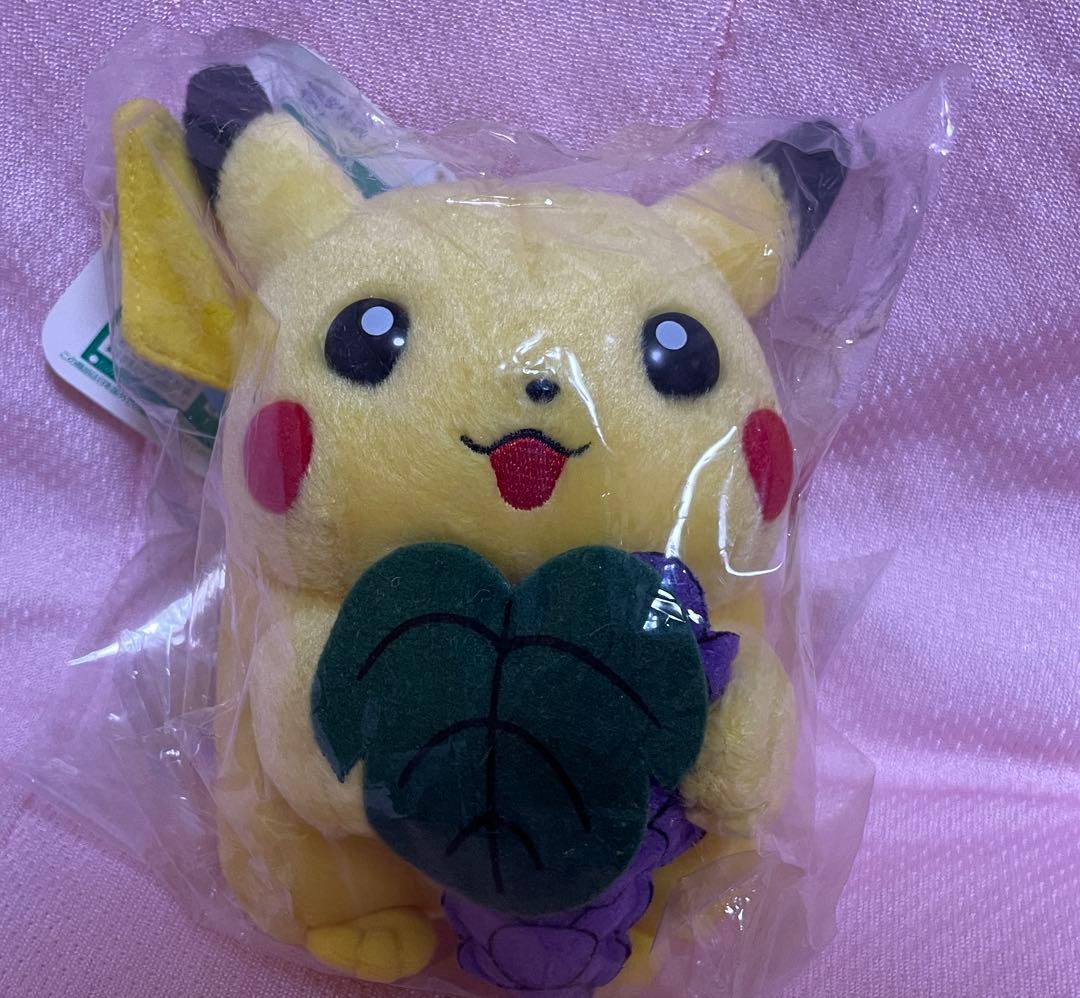 未開封　TOMY 2002年　ピカピカ星空キャンプ　ピカチュウとブドウぬいぐるみ