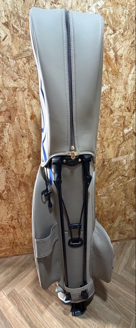 muta 2026福袋　キャディバッグ　ヘッドカバー付き【ベージュ】