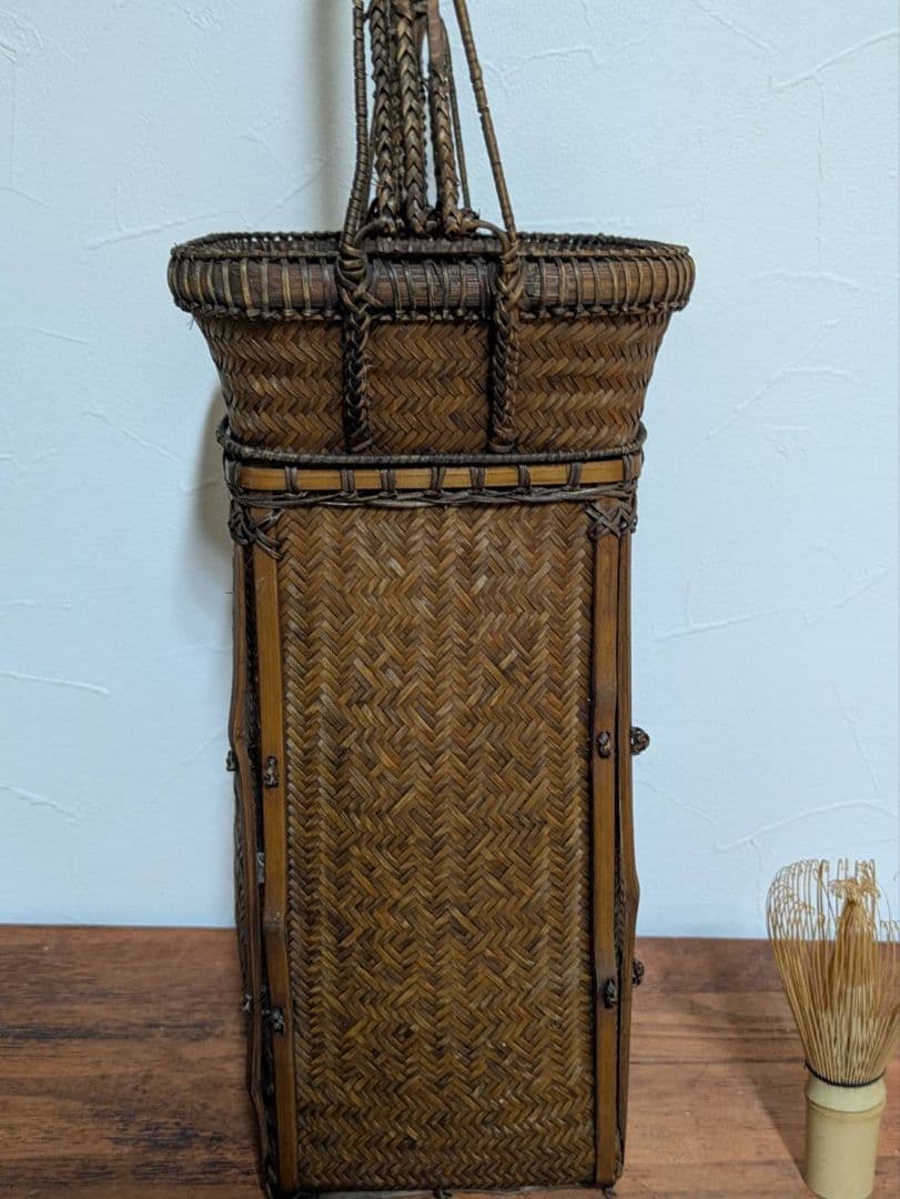 JAPANESE BAMBOO BASKET 煤竹花籠 提籠 花篭 花器 花入