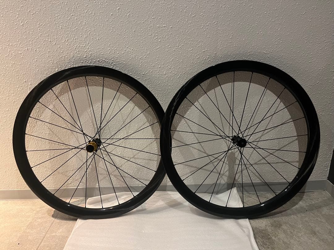 新品 送料無料 カーボンホイール 超軽量 高剛性 1359g