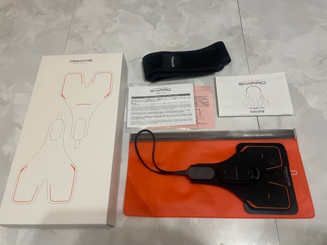 SIXPAD Chest Fit EMSトレーニング シックスパッド