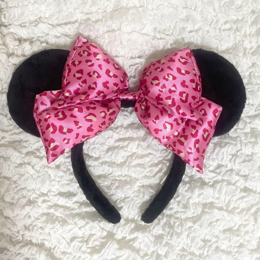 ディズニー ミニー ヒョウ柄 カチューシャ ピンク