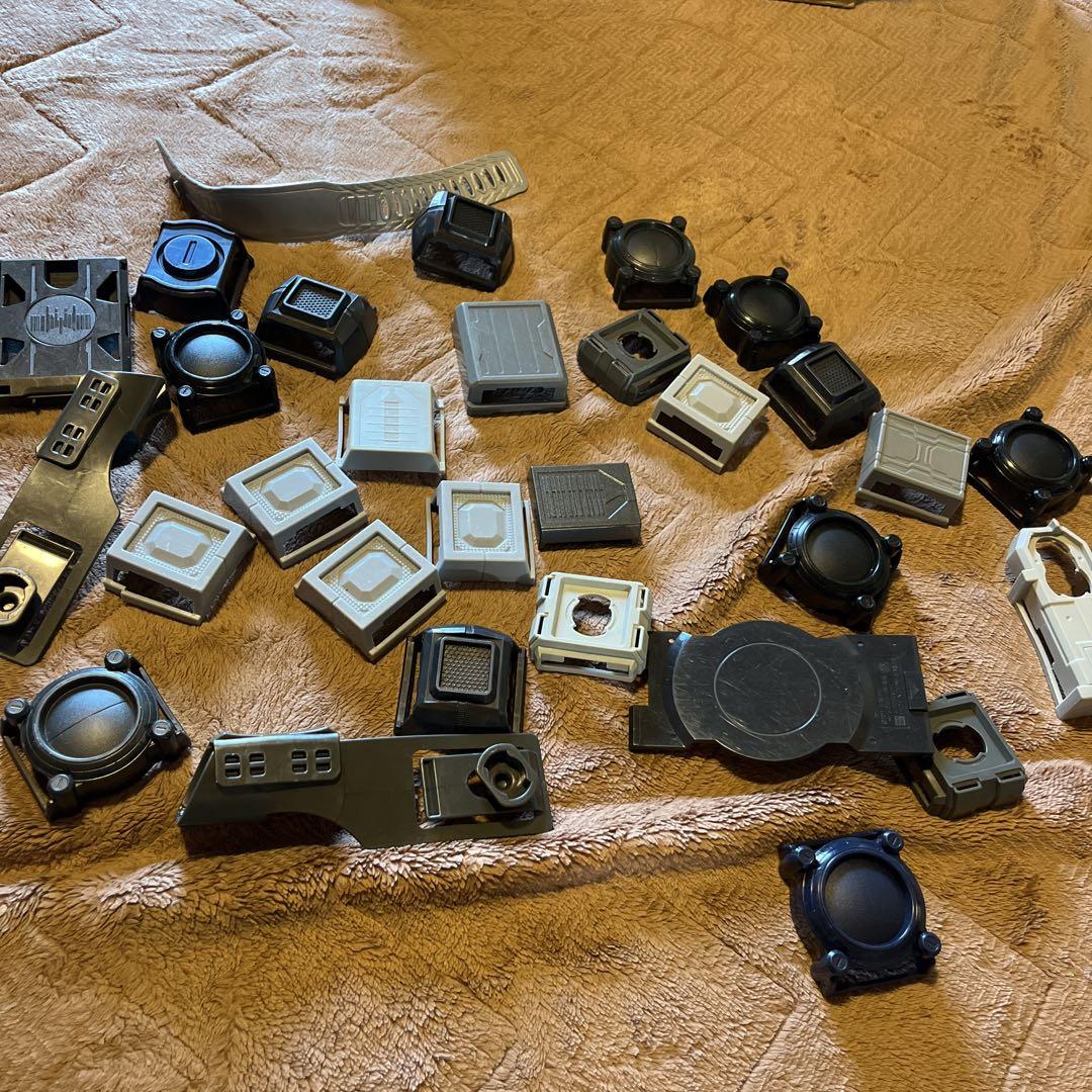 バラ売り　画面ライダーベルト　ベルト止め