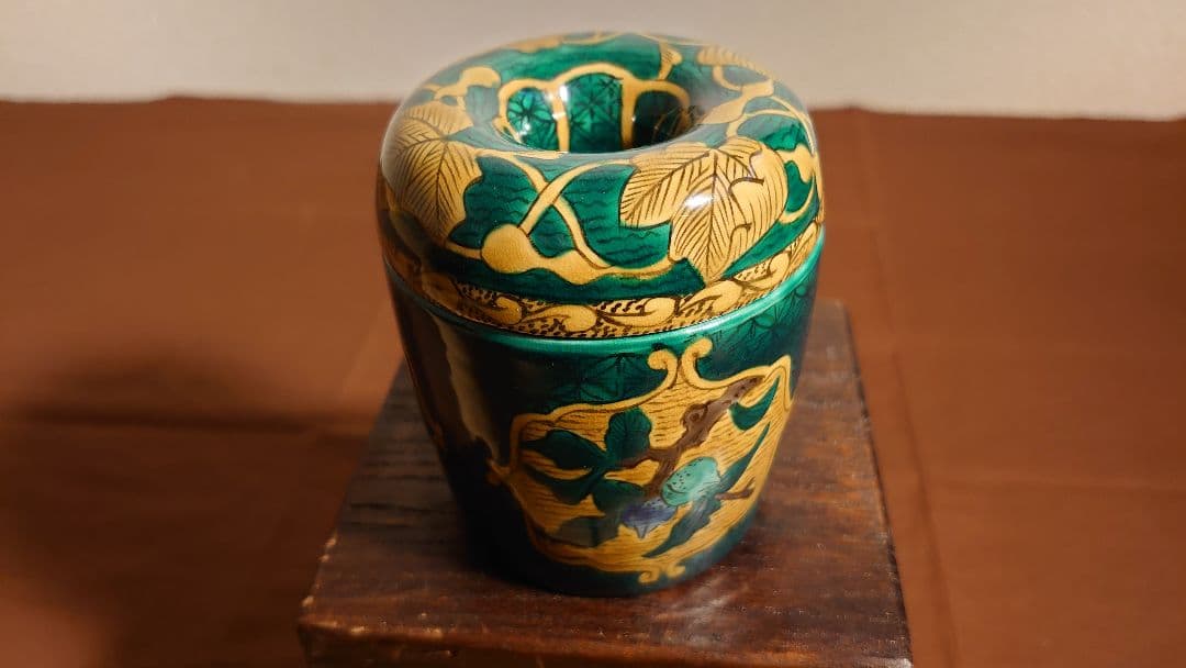 吉田屋窯　青九谷　青手　香炉　古九谷　アンティーク九谷焼　前田家　角福　１客