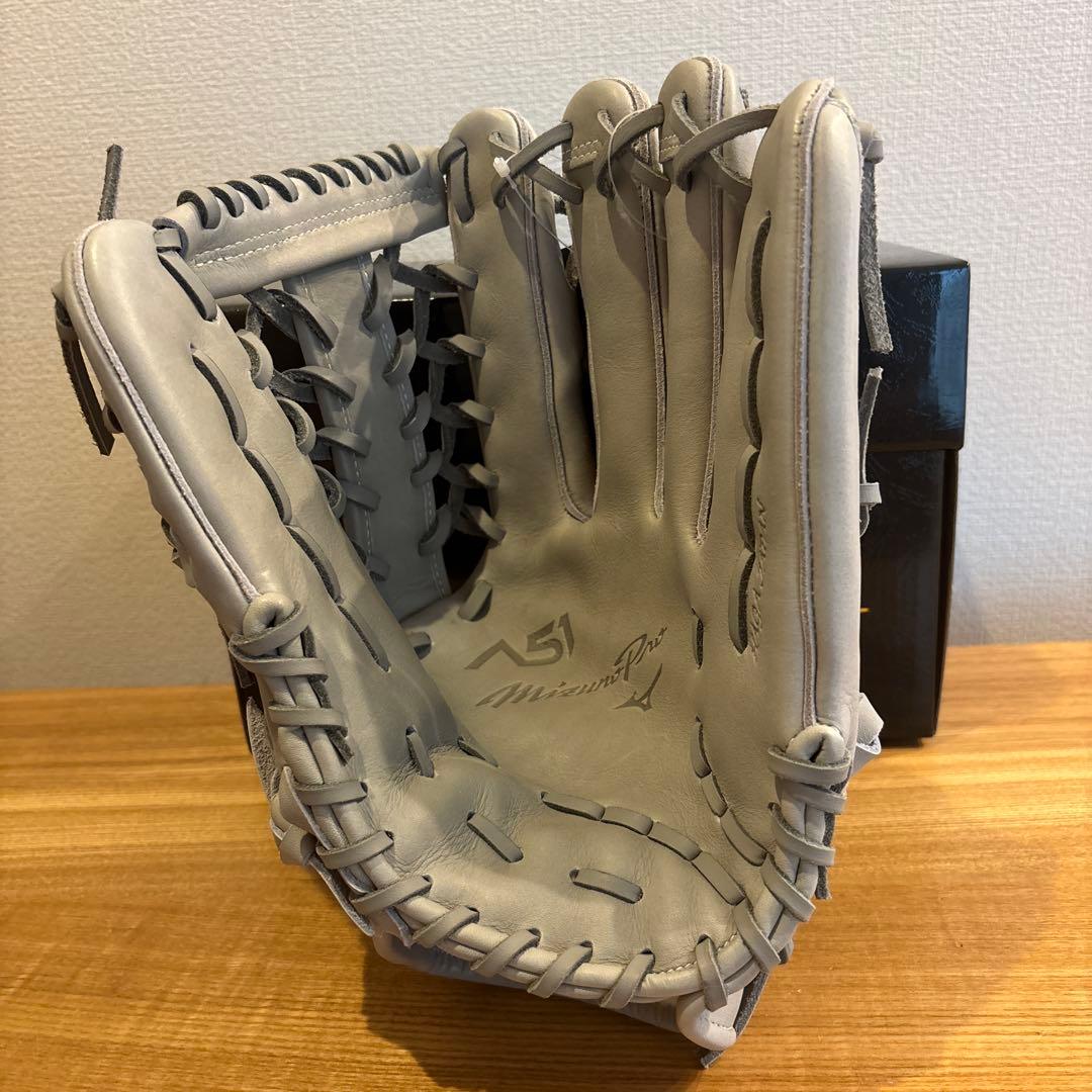 完売品　イチロー限定　硬式用　ミズノプロ　外野手用　定価72,600円　グラブ