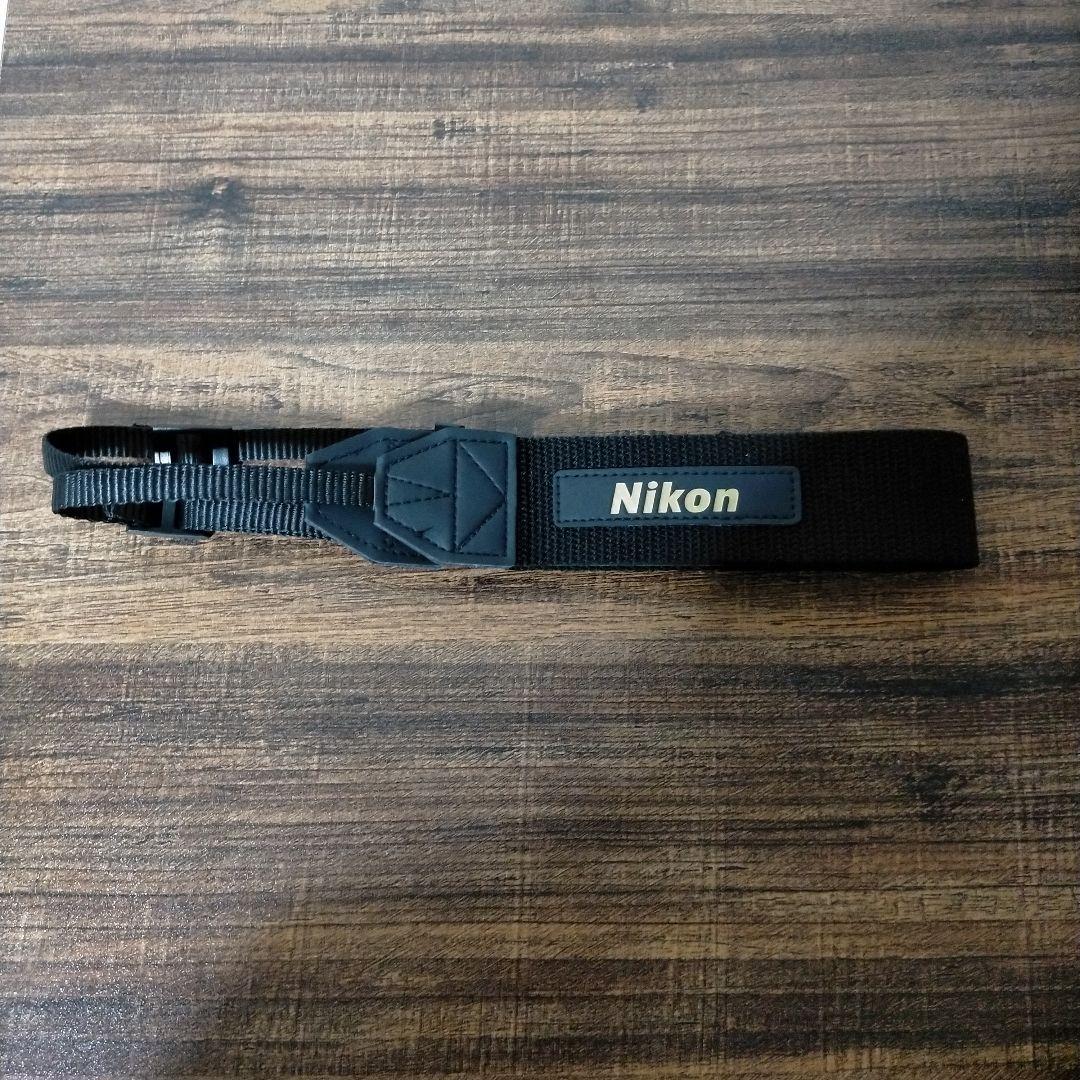 Nikon COOLPIX B500 本体と付属品