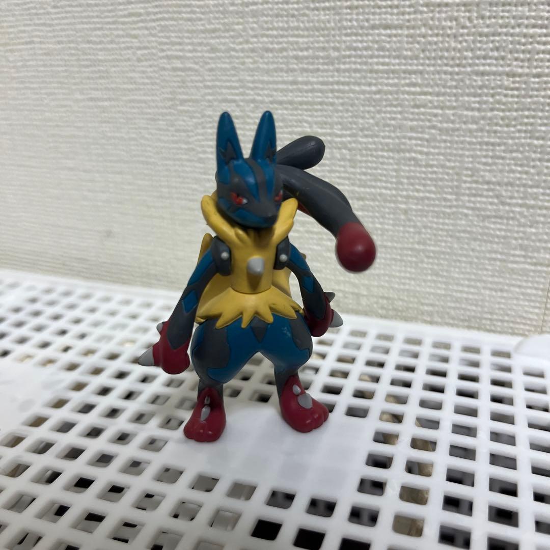 ポケモンフィギュア