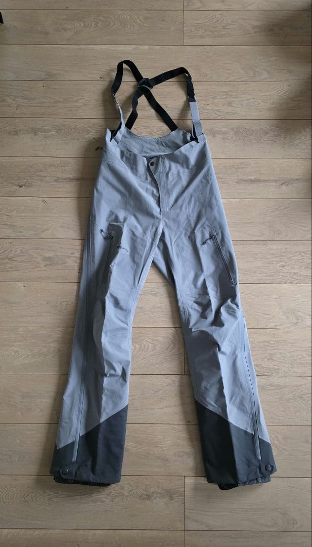 値下げ交渉OK パタゴニア　スーパーアルパインビブ　ゴアテックス