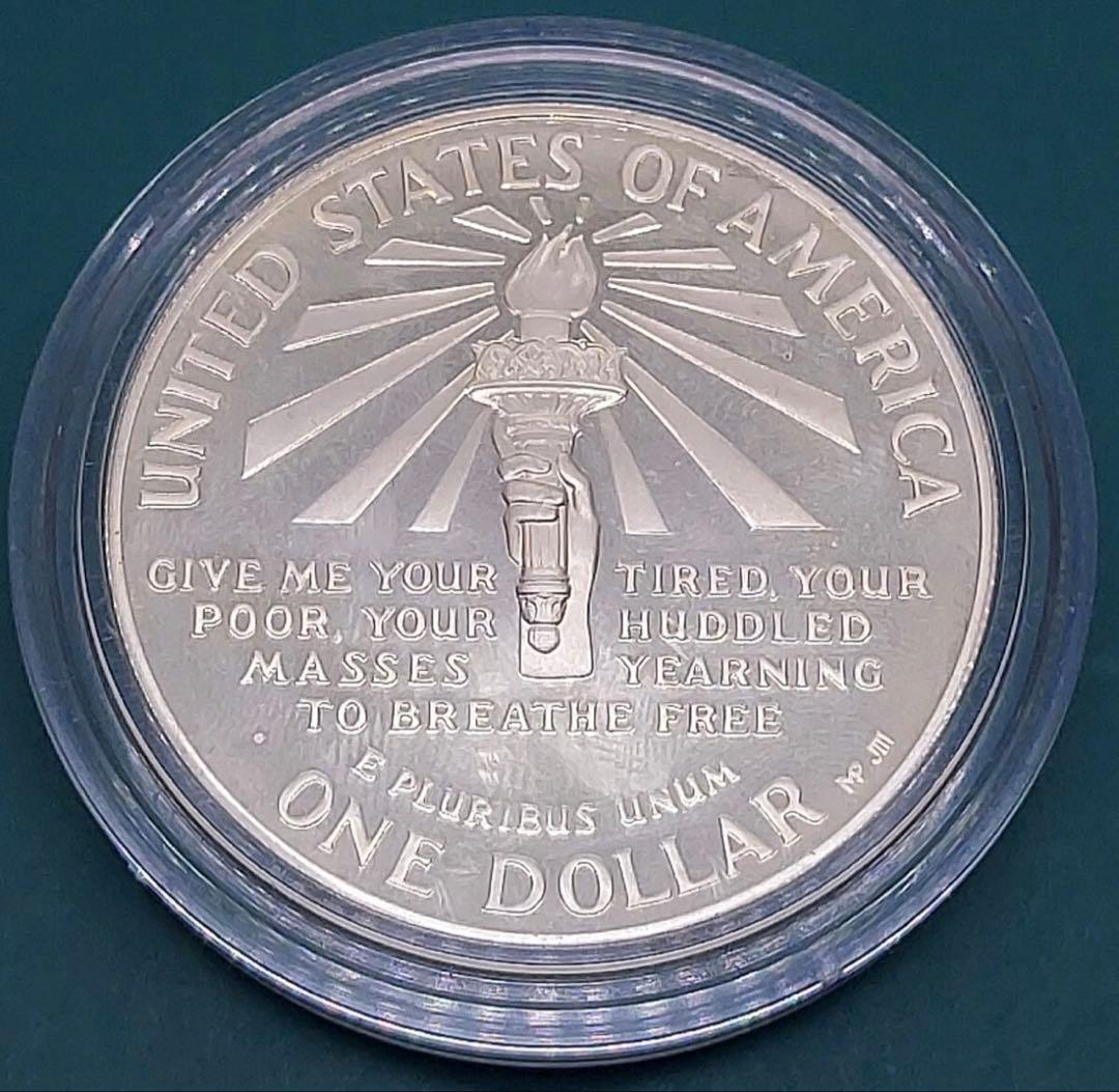 未使用 自由の女神100周年 アメリカ 銀貨 １ドル ケース入 1986年