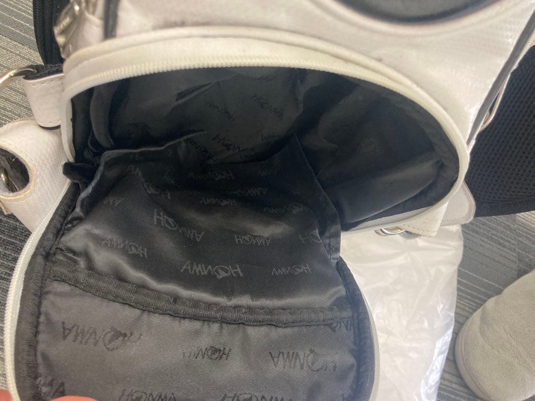 HONMA TOUR WORLD キャディバッグ