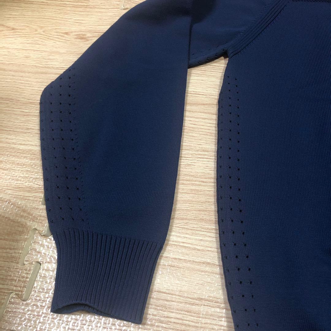 リクエスト値下未使用タグ付NewBalance ドライ&ソフトネイビー セーター