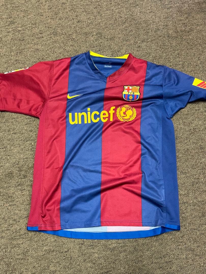 FC Barcelona Ronaldinho 10 シャツ Mサイズ　レプリカ