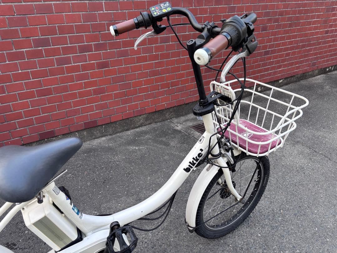 銀 BRIDGESTONE bikke 電動アシスト自転車 ホワイト