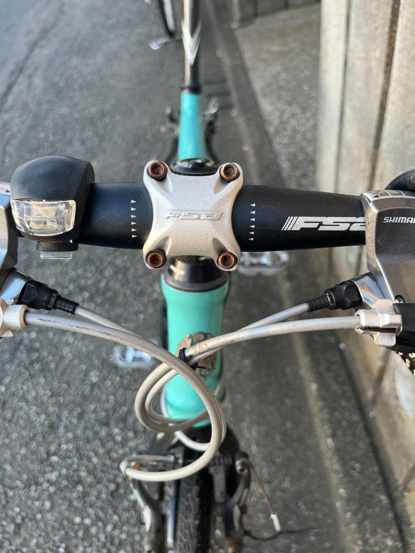 Bianchi Camaleonte 4（ALU-CARBON、Vブレーキ仕様）