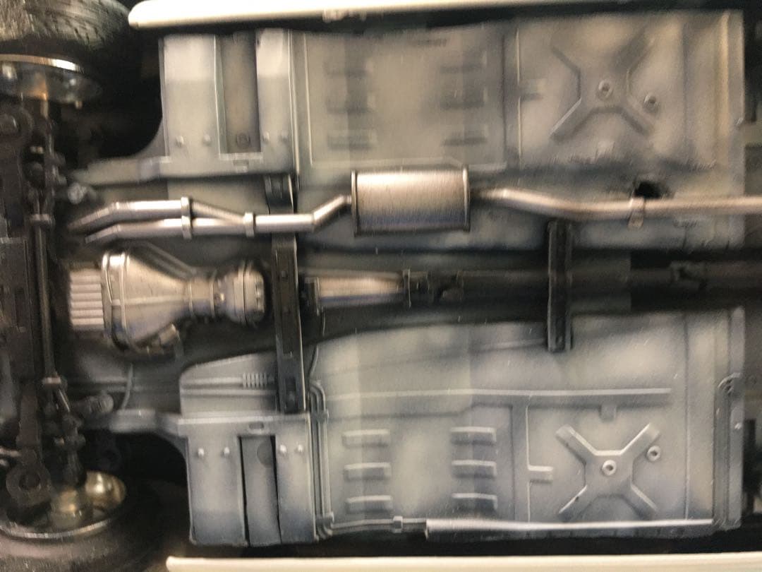 旧車プラモデル完成品1／２４アオシマ１３０ローレル