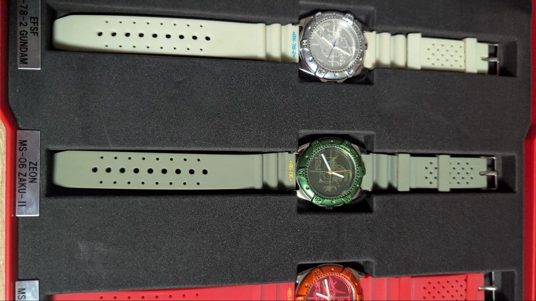 ジャンク品　ガンダム　MS キャラクターウォッチ　RED 181/500