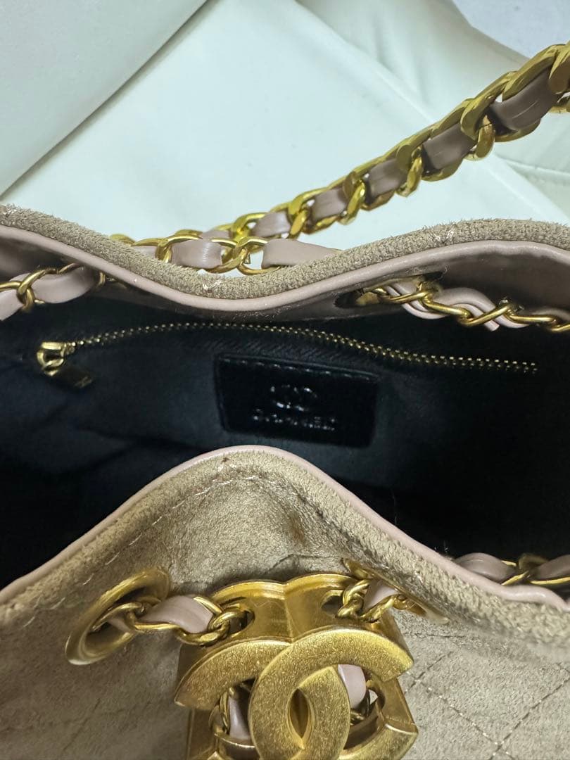 Chanel ベージュ スエード バッグ