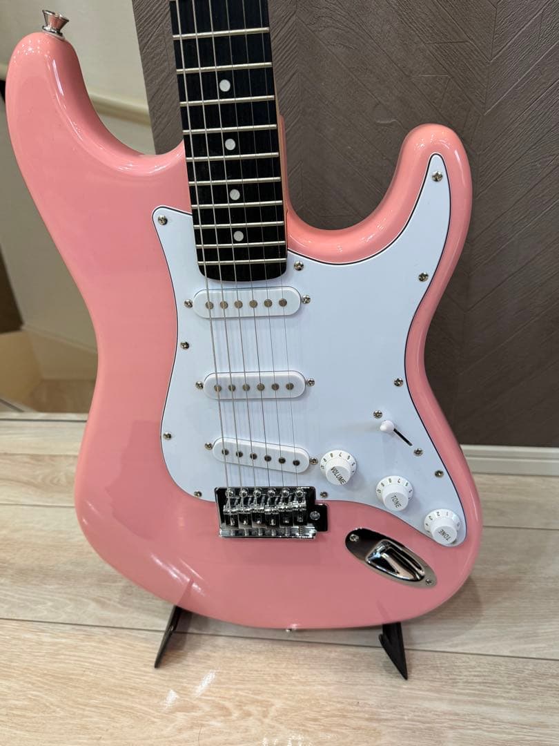 Selder セルダー エレキギター ピンク ストラトキャスター