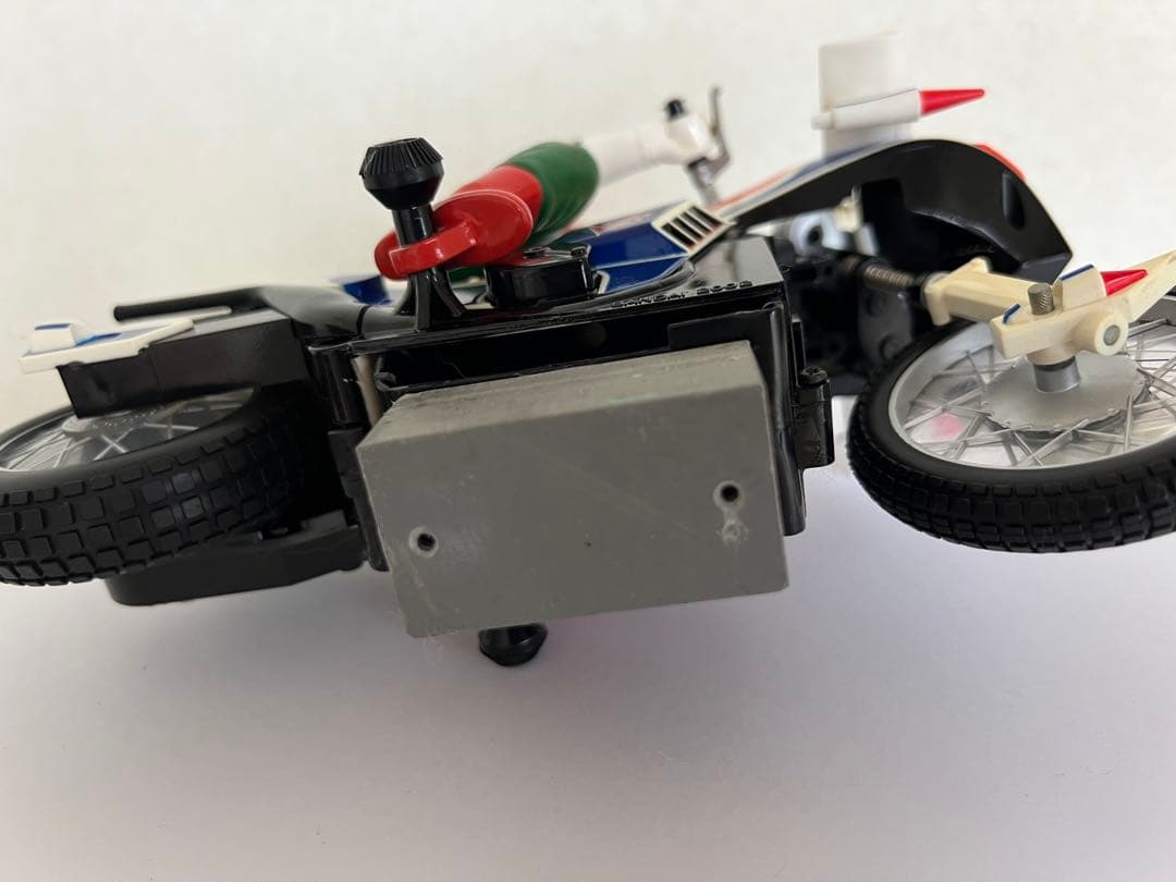 V３　フィギュア　バイク付き