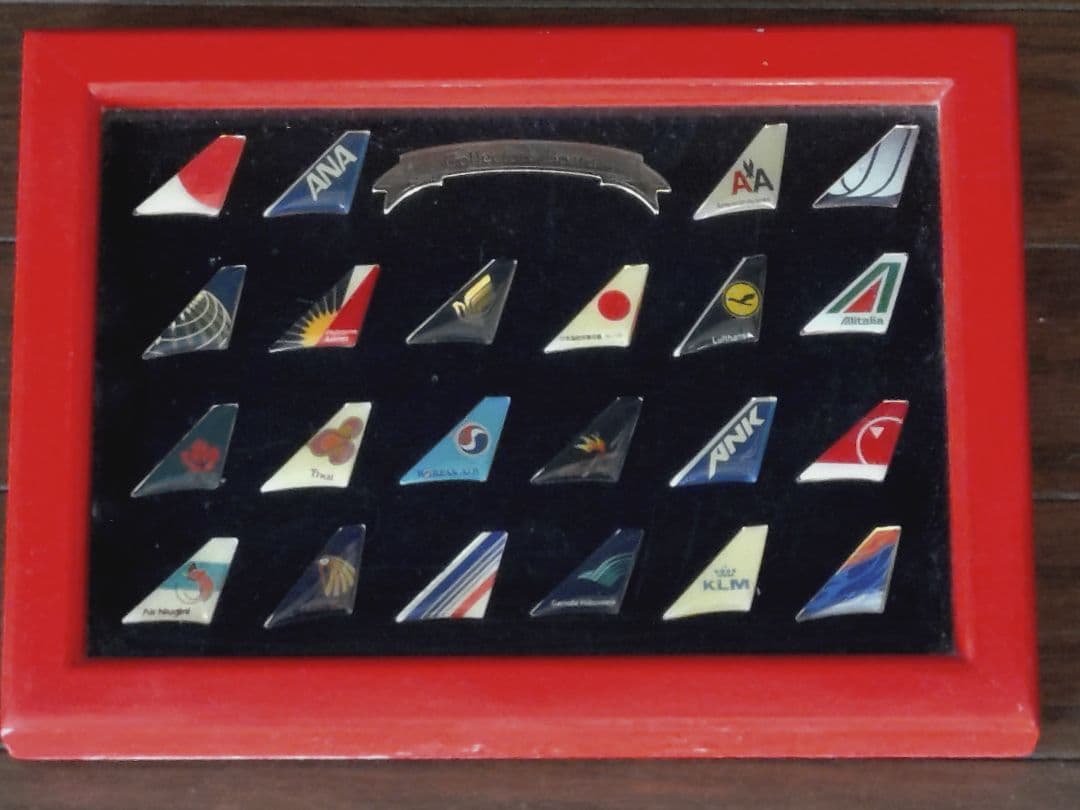 エアライン　ピンバッジ　航空会社　ロゴマーク　垂直尾翼　22種類