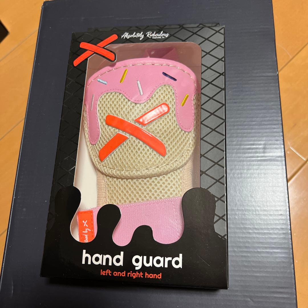 absolutely ridiculous ハンドガード