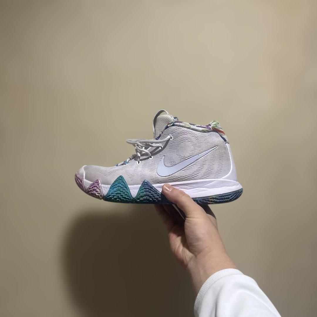 シューズ(男性用) Nike Kyrie 4 \