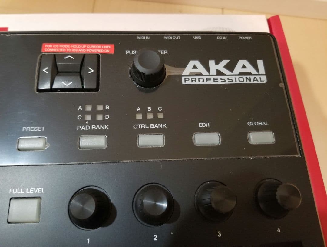 DJ機材 AKAI MIDI PAD CONTROLLER MPD226