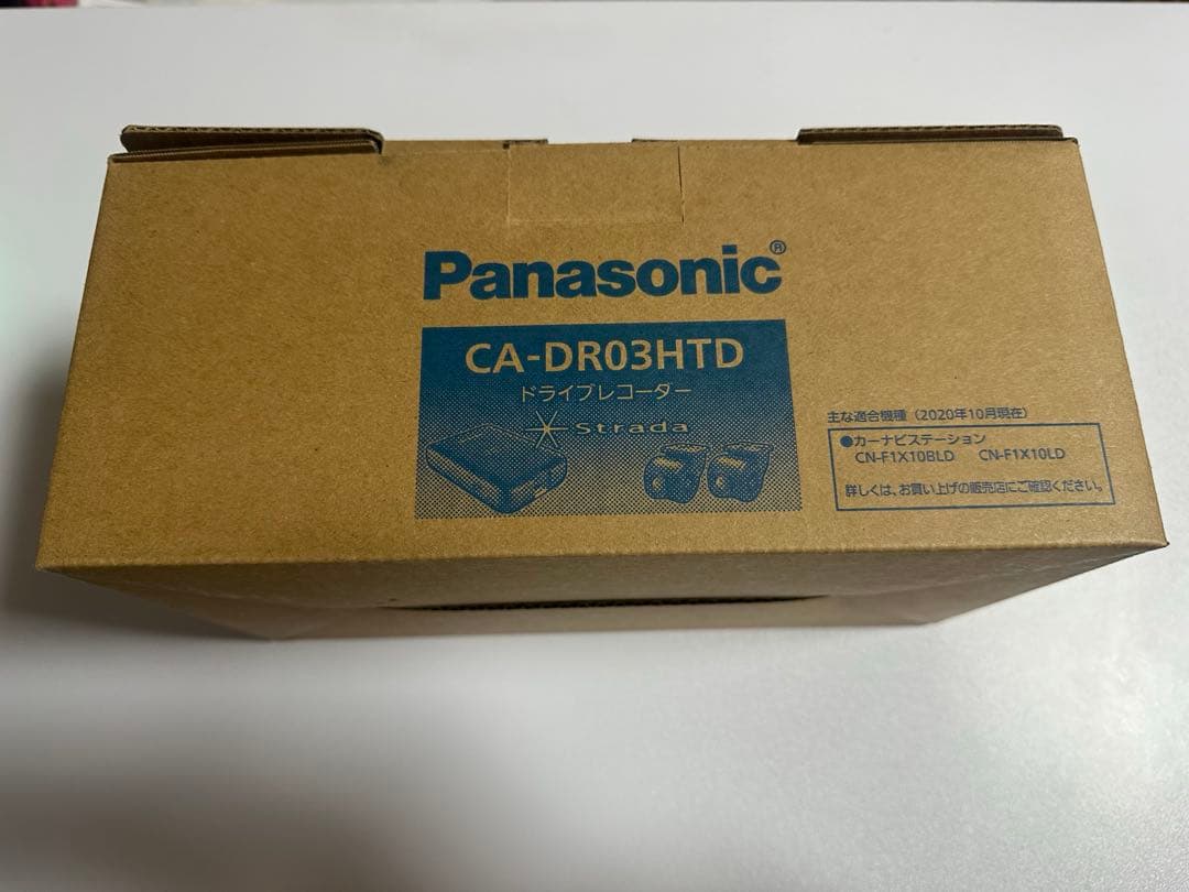 ほぼ新品 パナソニック ストラーダ ドライブレコーダー CA-DR03HTD