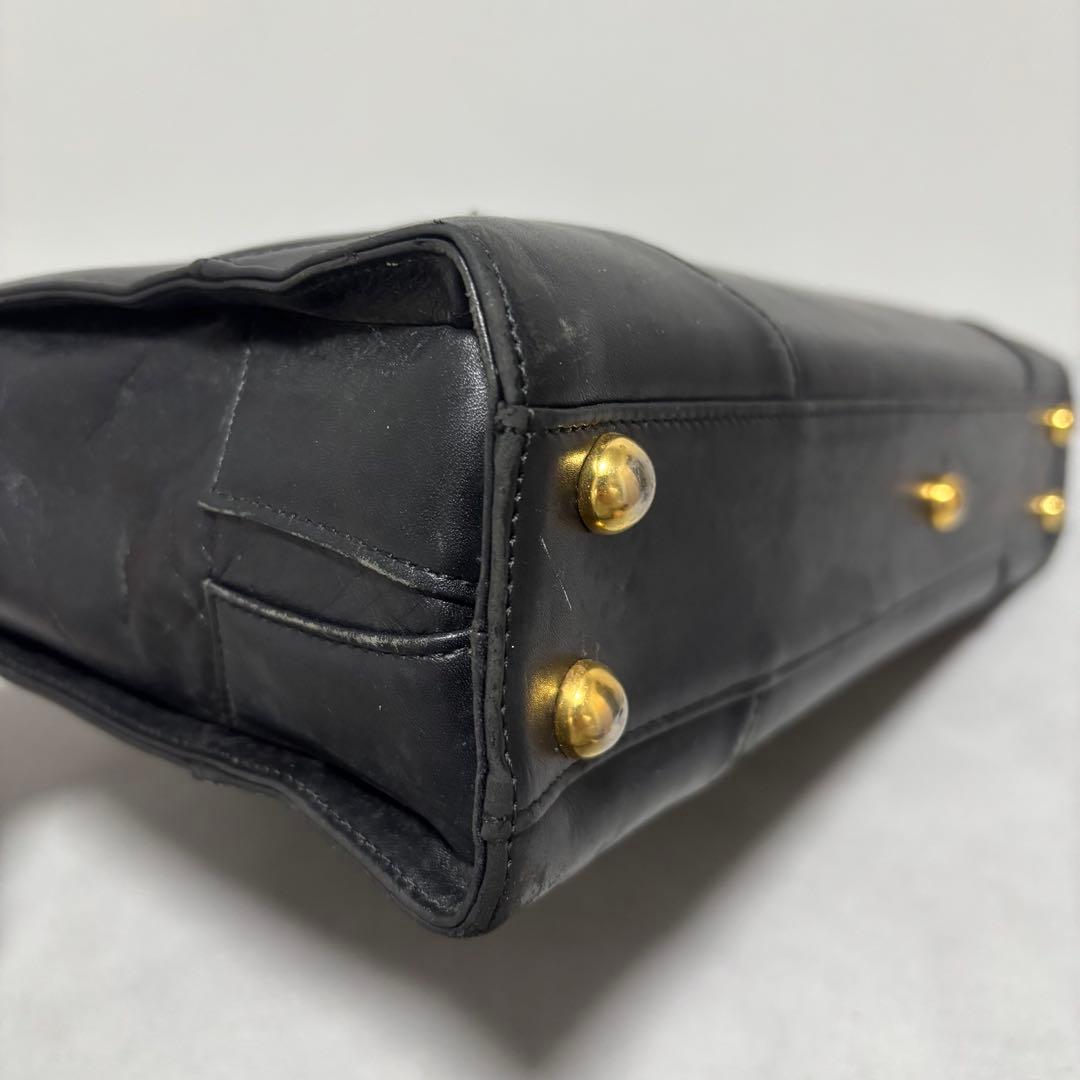 良品✨ヴィヴィアンウエストウッド ビジネスバッグ レザー 黒 オーブロゴ 金具