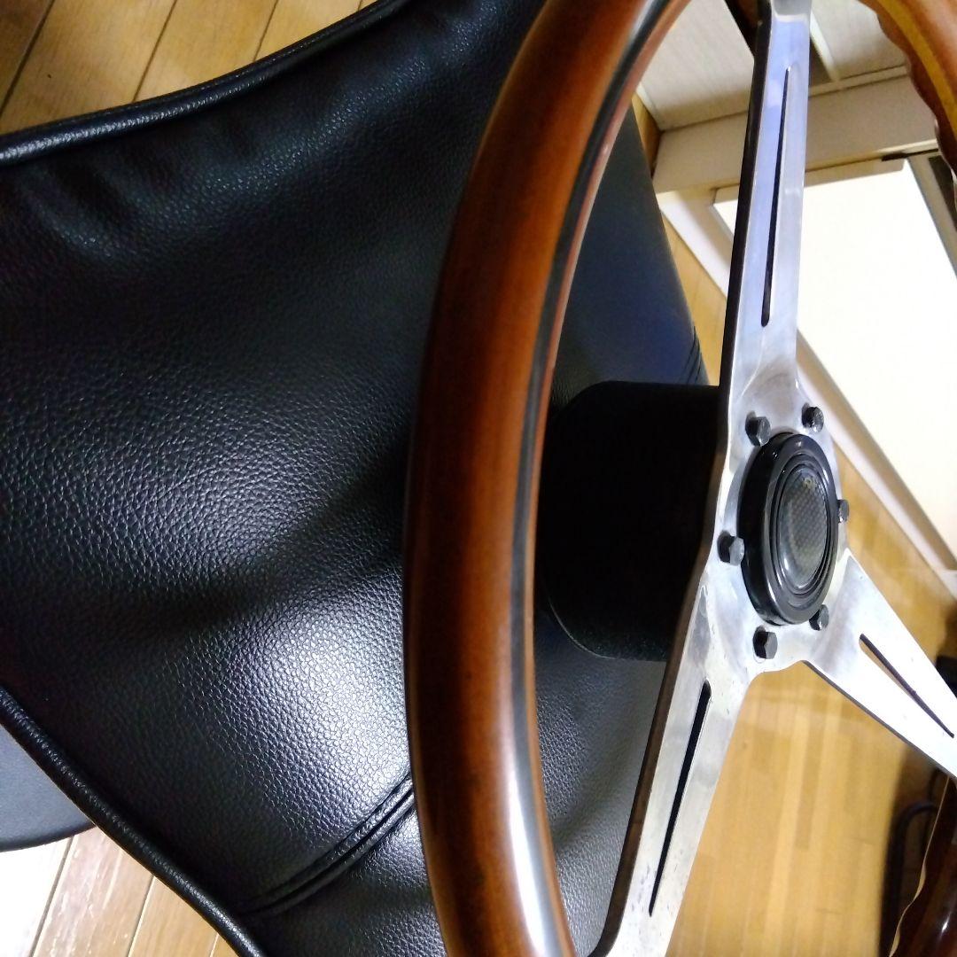 ８０年代　イタリア製　ナルディ木目クラッシック　ステアリング